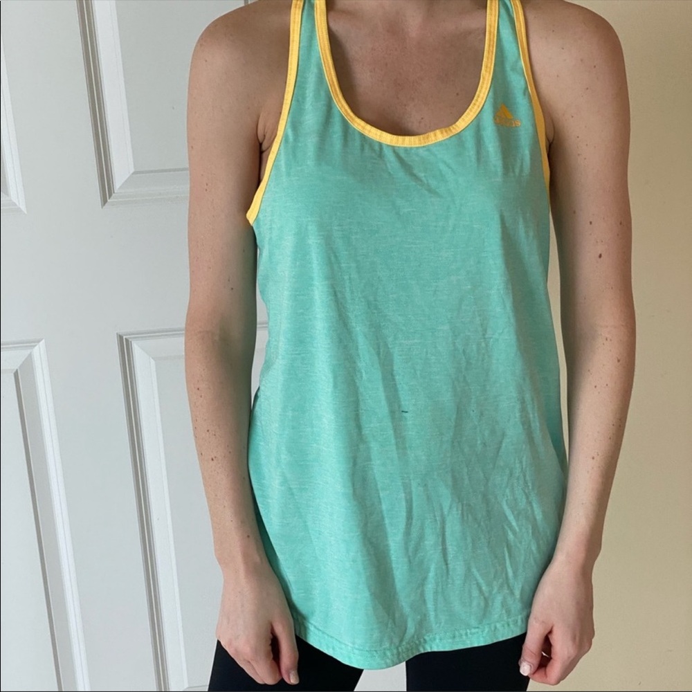 Women’s Retro Addidas Top XS
